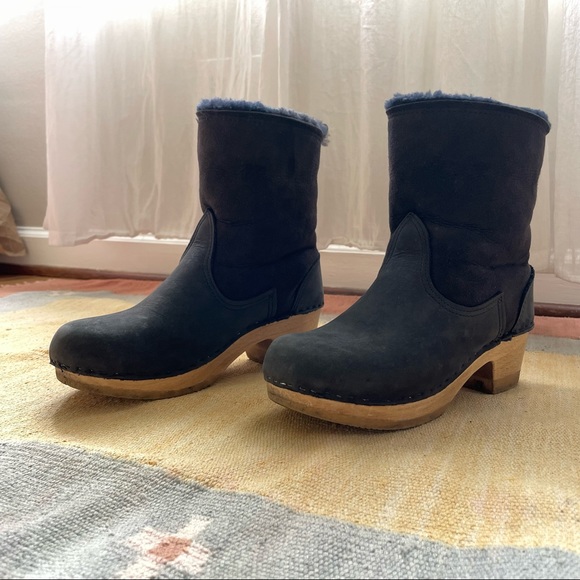 Sven 7” Shearling Clog Boot - Picture 5 of 8